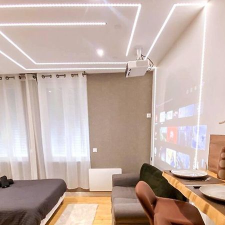 Le Pluvier D'Argent*Home Cinema Abbeville Zewnętrze zdjęcie